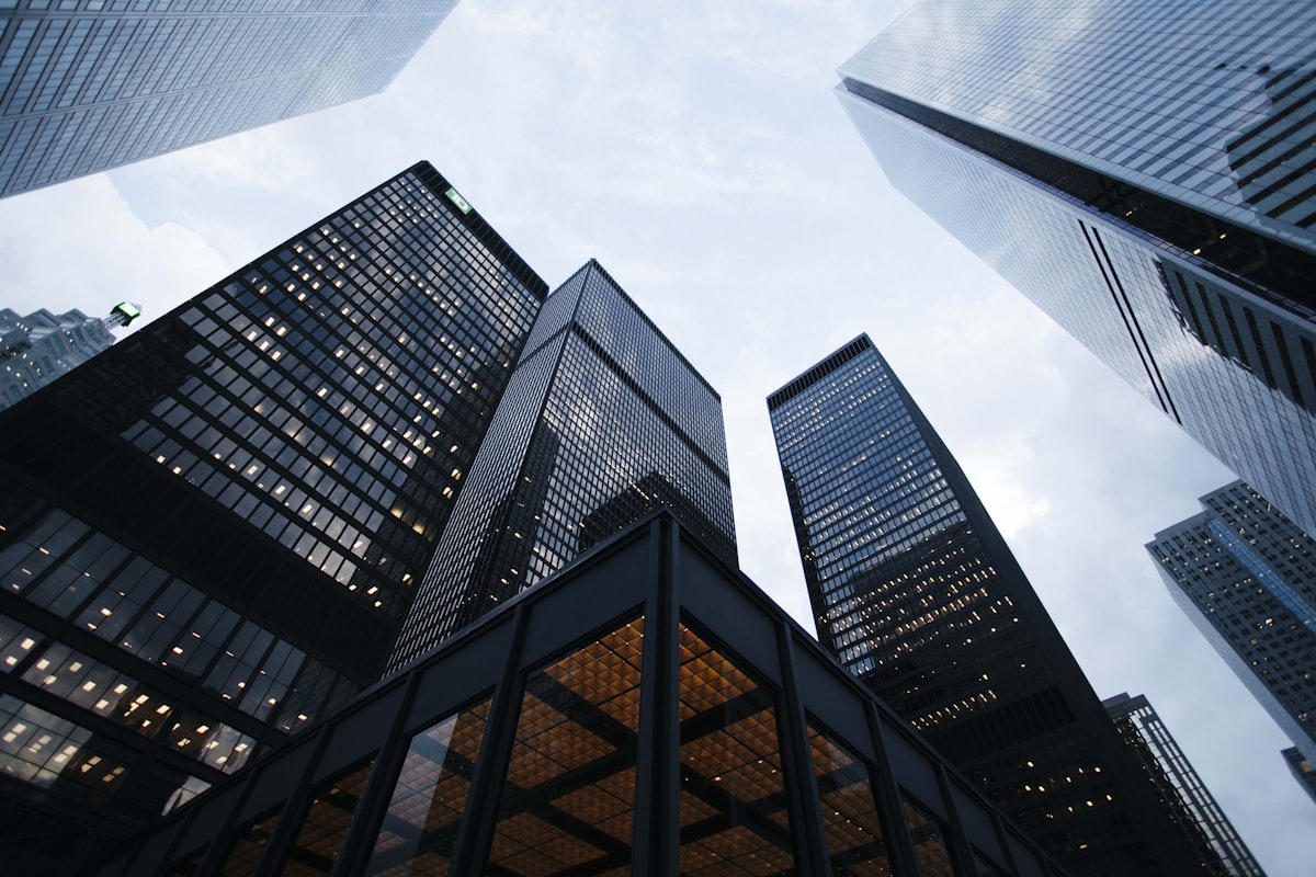 Architecture moderne — professionnels de l'immobilier